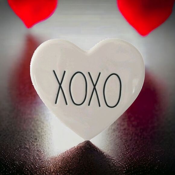 RAE DUNN Heart Coaster Single One Ceramic Pottery XOXO Black LETTERS Kiss Hug - Picture 12 of 13